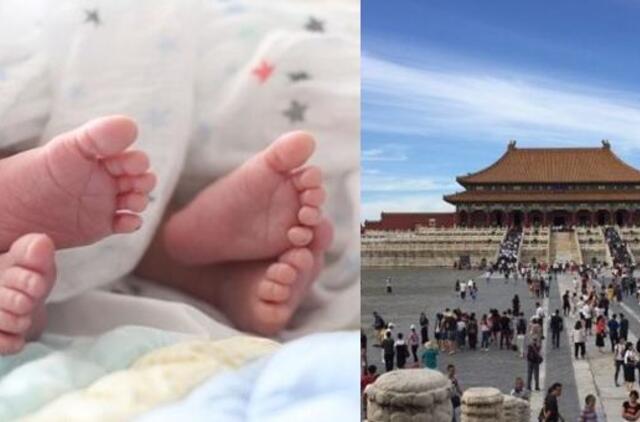 Pardavusi dvynius mama atidavė skolas ir nusipirko naują telefoną