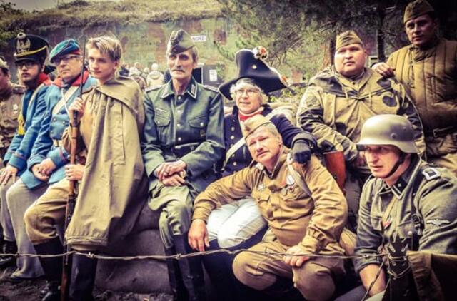 Priklausė kareiviams, benamiams, dabar renkasi porelės