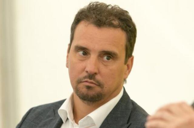 Ukrainos karinę pramonę iškuopti paskirtam Abromavičiui teks vytis prarastą laiką