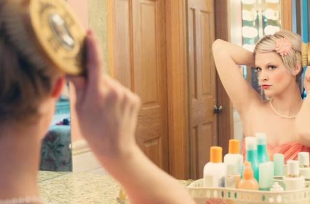 Veidrodžio triukas ir dar 9 vertingi patarimai, kaip pamilti save