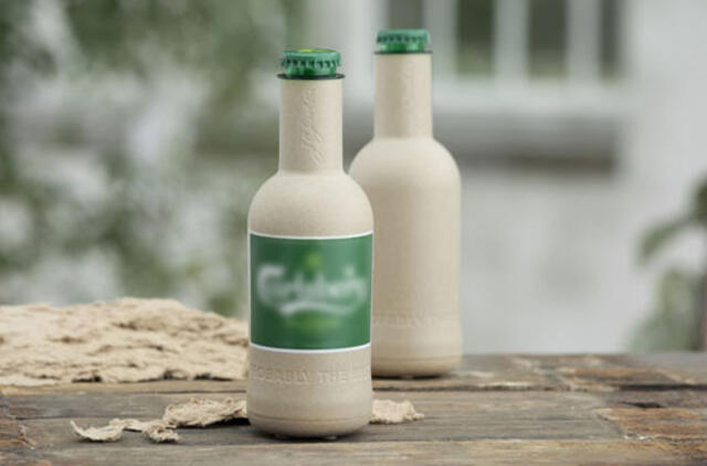 "Carlsberg" pristatė pirmuosius pasaulyje alaus butelius iš medžio pluošto