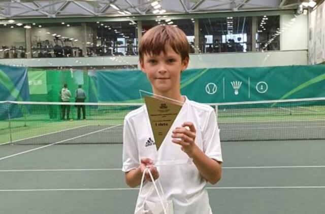 Dionizas Butvilas - teniso turnyro nugalėtojas!