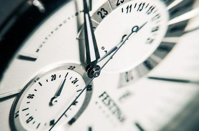 Draudikai suskaičiavo: persukus laikrodžius avaringumas šokteli 25 proc.