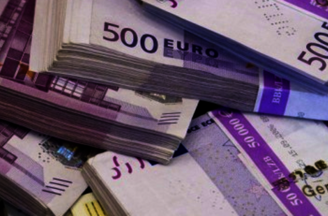 Finansinio raštingumo „realybės šou“: pirmieji studijų metai