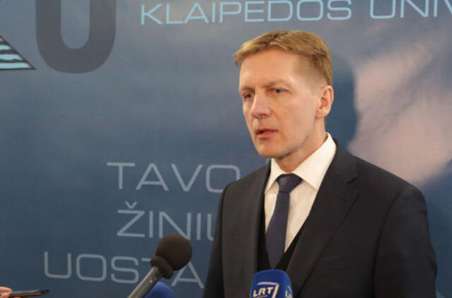 "Man keista, kad teismas bando spręsti politinius santykius"