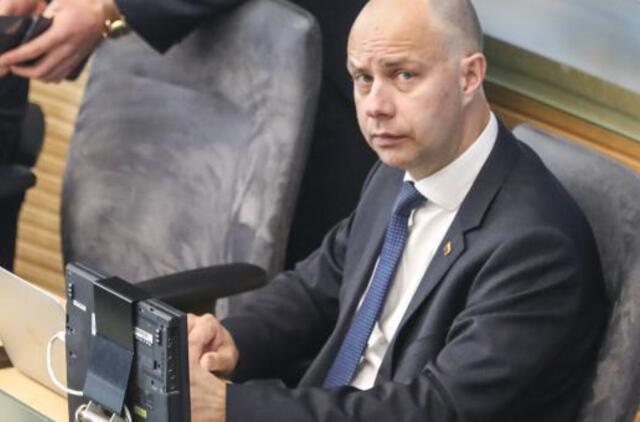 Teismas: A. Veryga pažeidė tarnybinę etiką