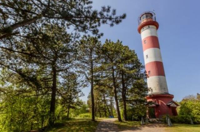 Tris švyturius ketinama pritaikyti turizmui