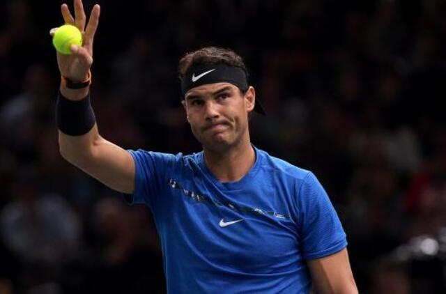 Ispanas R. Nadalis nepateko į finalinio ATP turnyro pusfinalį