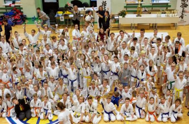 Jau 15 metus sporto klubas "Okinava" tampa Vakarų Taurės nugalėtoja