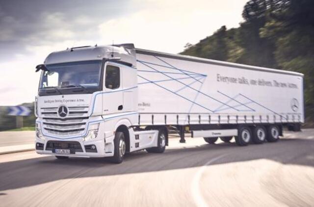 „Mercedes-Benz Actros“ pripažintas „Metų sunkvežimiu 2020“