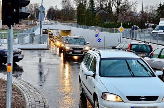 Baigsis ekskursijos, neliks ir problemos?