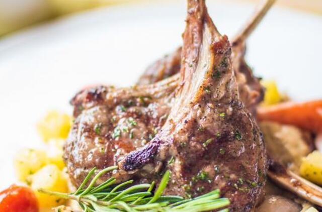 Pagal šį receptą paruoštas ir orkaitėje keptas triušis puikiai tiks Kalėdoms