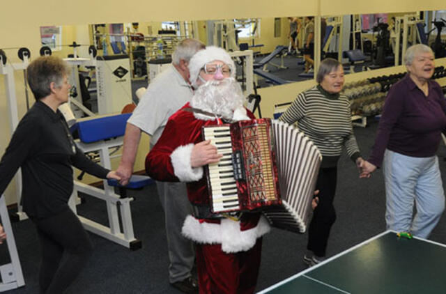 Senjorams ir neįgaliesiems - nemokama kalėdinė šventė