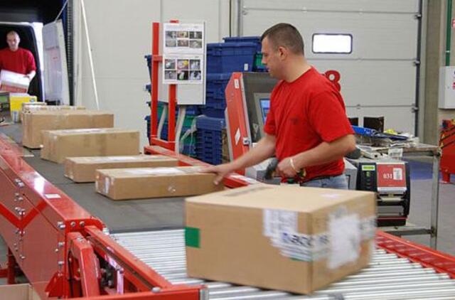 Už dalį siuntų po metų teks mokėti brangiau