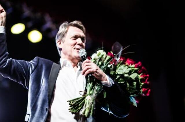 Vytautas Šiškauskas savo gimtadienį minėjo scenoje su ištikimiausiais jo talento gerbėjais