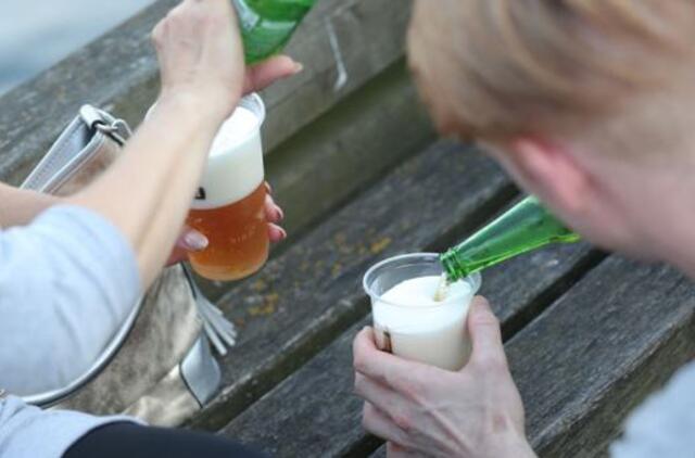 Alkoholio draudimai smogs ir verslui, ir turizmui?