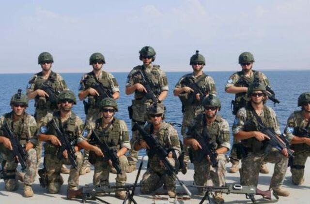 Indijos vandenyne laivo apsaugą vykdę Lietuvos kariai gavo itin aukštą įvertinimą