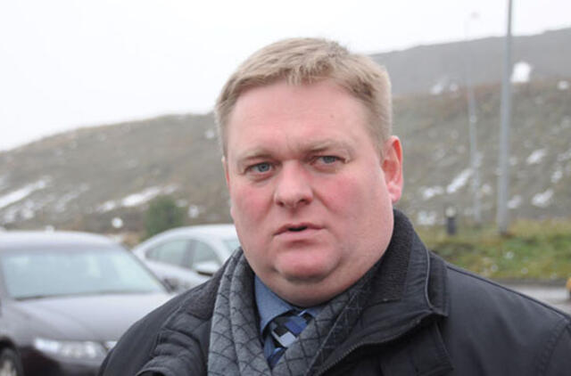 Ministras: "Andrius Kairys prisipažino ėmęs kyšius"