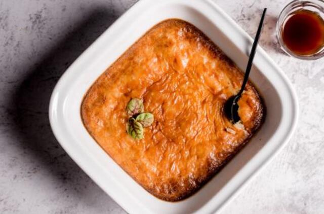 To dar neragavote – šonkauliukai, bulvių košė, pudingas – viskas su kava!(+receptai)