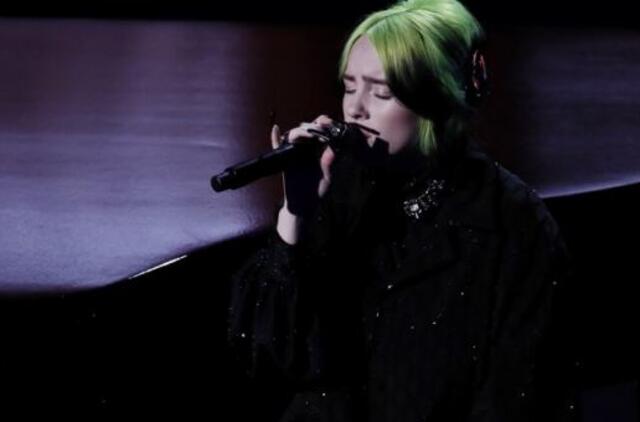 B. Eilish per „Oskarų“ įteikimo ceremoniją išėjusiems Anapilin atliko bitlų dainą „Yesterday“