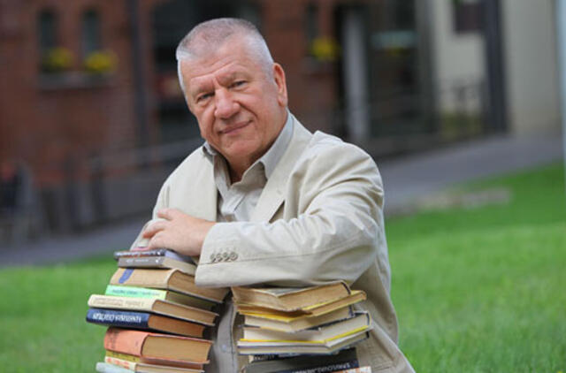 Juozas Šikšnelis paskelbė akciją būsimiems laureatams