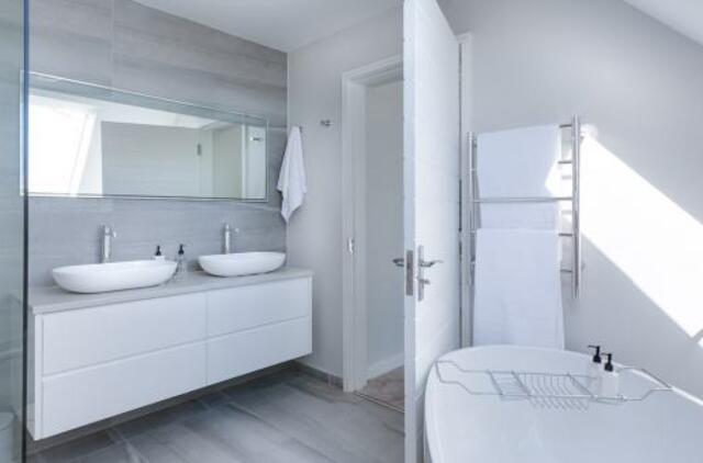 Dušas ar vonia – ką rinktis kuriant būsto išplanavimą?