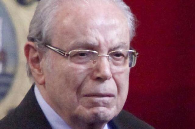 Eidamas 101-uosius metus, mirė buvęs JT generalinis sekretorius Javieras Perezas de Cuellaras