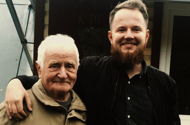 Humoristo Manto Bartuševičiaus senelis ragina neįsileisti anūkų: „Sakykite, kad pametėte raktą, pinigų ledams duosite kitą kartą“