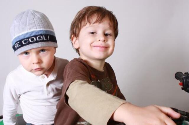 Karantinas: 10 idėjų, ką veikti namuose su vaikais