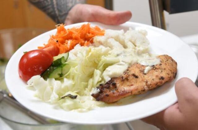 Savanoriai siūlosi padėti, bet pagalbą priima ne visi