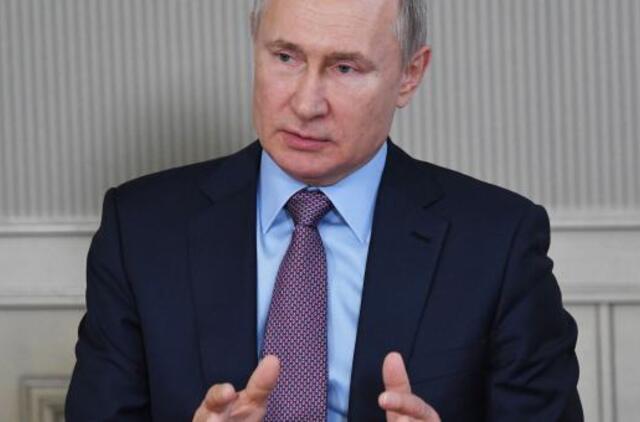 V. Putinas atmeta kalbas apie savo valdžios pratęsimą