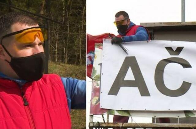 K. Sakalauskas meilę žmonai deklaruojantį plakatą pakeitė padėka medikams