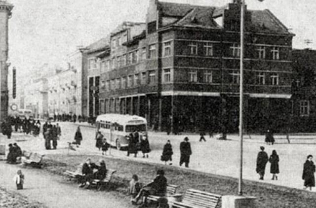 Klaipėdos akvarelės: namai ir žmonės (621)