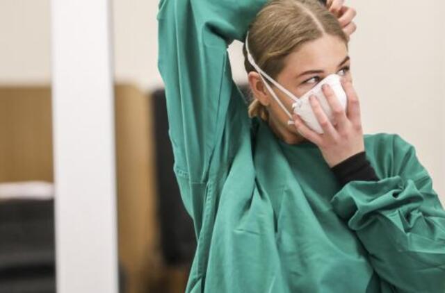 Klaipėdos laboratorija bando įrangą, tikisi vakare atnaujinti darbą, sako jos vadovė