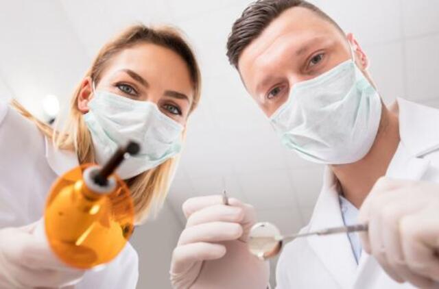 Odontologai perspėja apie kilsiančias kainas
