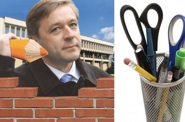 R.Karbauskis stojo mūru už Seimo pieštukus