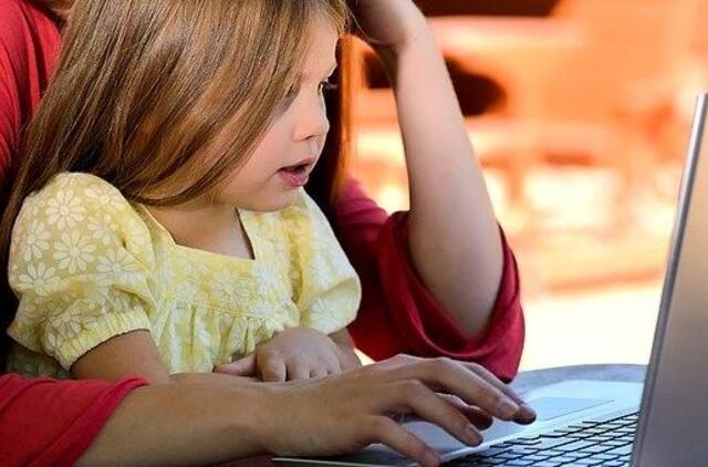 Savivaldybes penktadienį pasieks pirmieji 2 tūkst. kompiuterių nuotoliniam mokymuisi