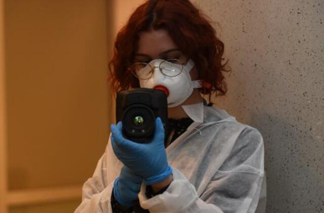 Sergant lengva koronaviruso forma išleis namo, tačiau ne visus