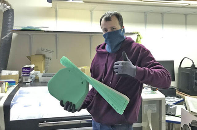 Sunkiausia gauti medžiagos skydeliams gaminti