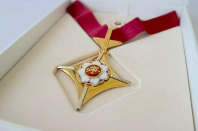 „Auksinių scenos kryžių“ apdovanojimų ceremonija perkelta į lapkričio 5-ąją