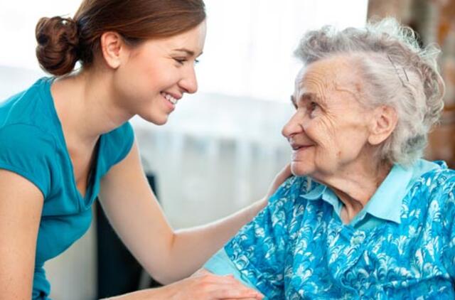 Gyvenimas pro langą: gal "koronė" stebuklingai suartino kartas?