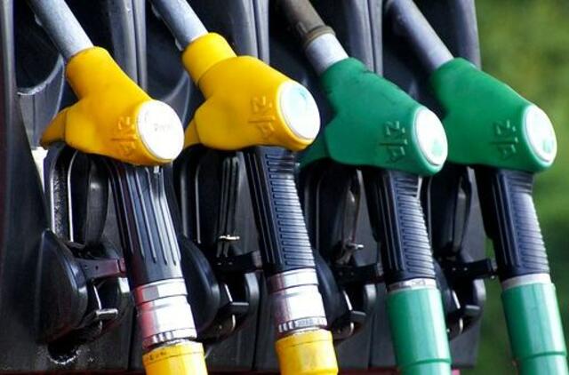 Kiek kainuotų litras degalų, jei nafta atpigtų iki nulio?