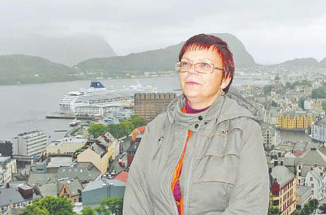 Klaipėdos akvarelės: namai ir žmonės (625)