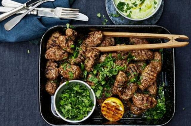 Sultingi ėrienos kebabai: lengvas ir labai gardus receptas