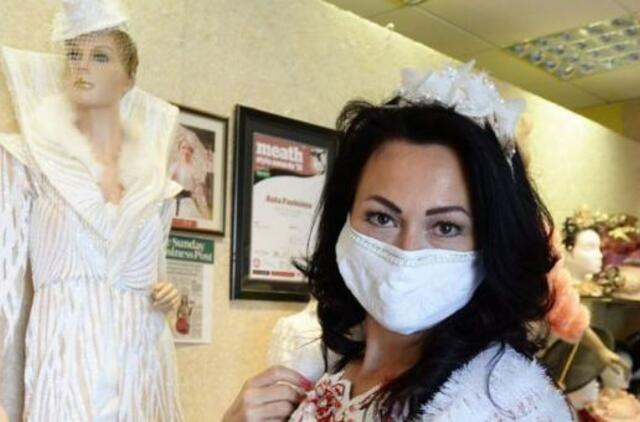 Airijoje gyvenanti lietuvė dizainerė siuva šventiškas apsaugines kaukes nuotakoms