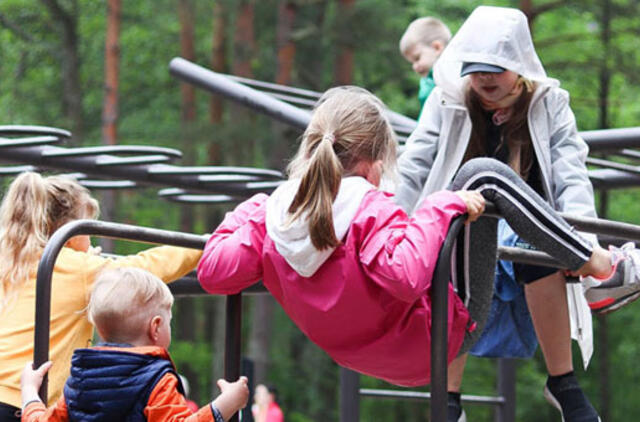 Atidarė sporto ir žaidimų aikštelę