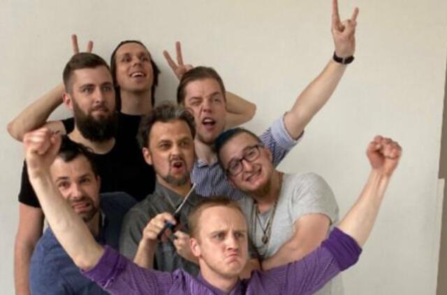 „Čik čik čik“: „Antikvariniai Kašpirovskio dantys“ pristato naują grupės hito vaizdo klipą