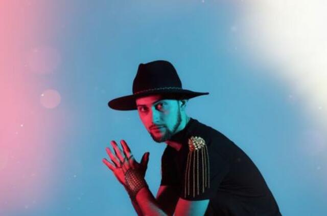 G. Nakas pristato kūrinį „Burtai“ ir kviečia į albumo pristatymo koncertą