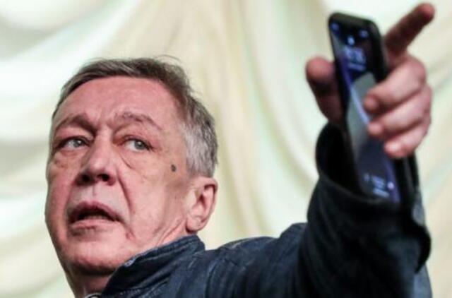 Rusijos kino žvaigždė M. Jefremovas girtas sukėlė žmogaus gyvybę nusinešusią avariją