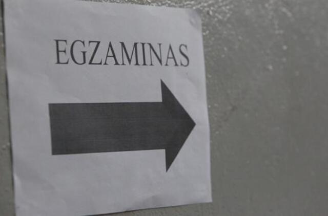 Abiturientai laikys informacinių technologijų valstybinį egzaminą
